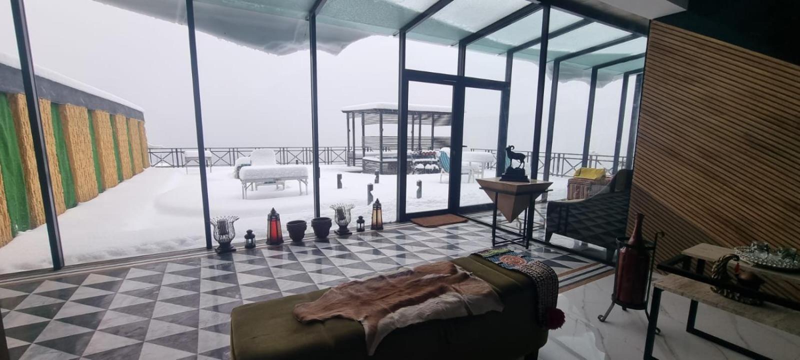 The Bliss Avenue Hotels Murree Bagian luar foto