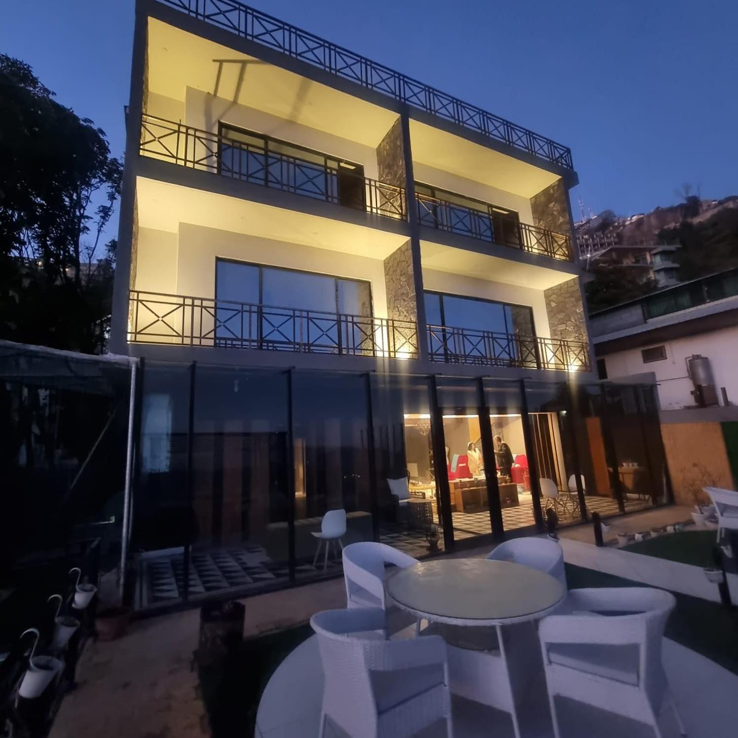 The Bliss Avenue Hotels Murree Bagian luar foto